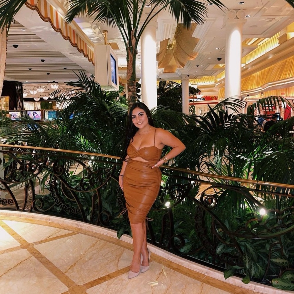 FASHION NOVA DRESS - Picture 3 of 3